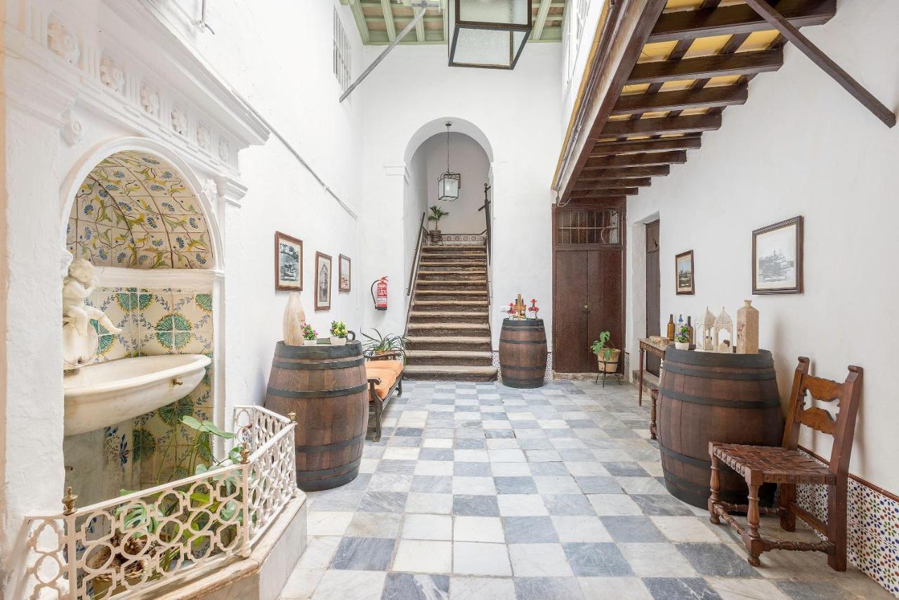 Vivienda del Siglo xviii en el Casco Histórico El Puerto de Santa Maria Exterior foto